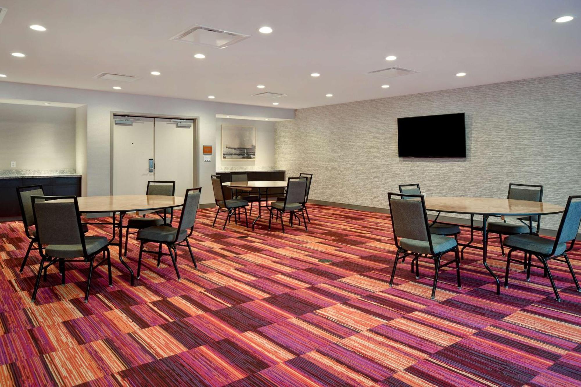 Home2 Suites Eau Claire South, Wi Екстериор снимка