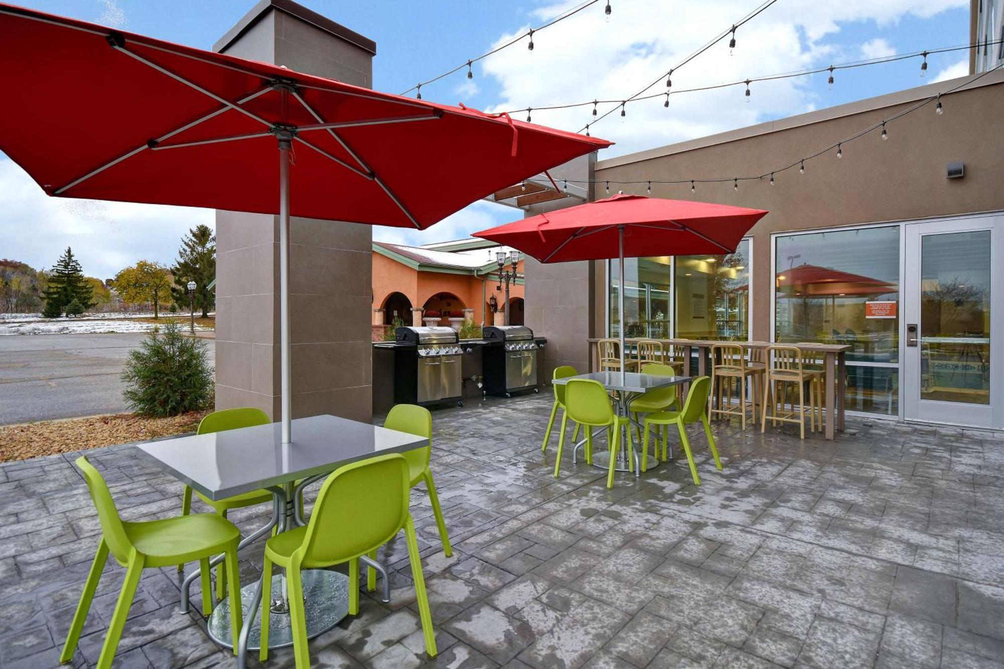 Home2 Suites Eau Claire South, Wi Екстериор снимка